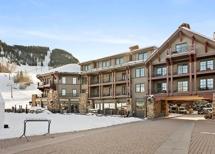 The Ritz-Carlton, 2 Bedroom Residence 8404 W/ Courtyard View, Ski-In/Ski-Out Resort In Aspen Highlands