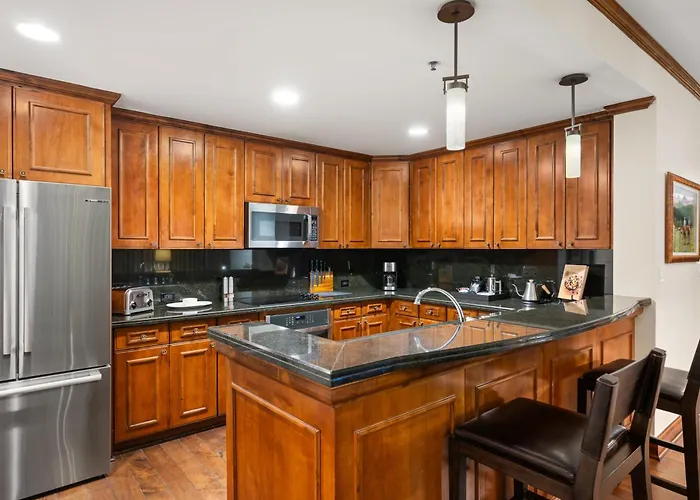 The Ritz-Carlton Club, Two-Bedroom Wr Residence 2305, Ski-In & Ski-Out Resort In Aspen Highlands