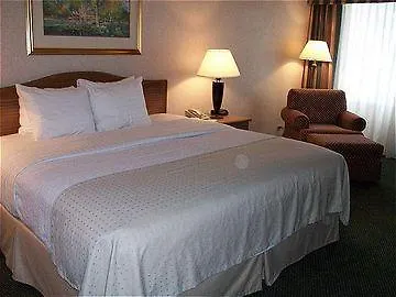 Holiday Inn Denver-W